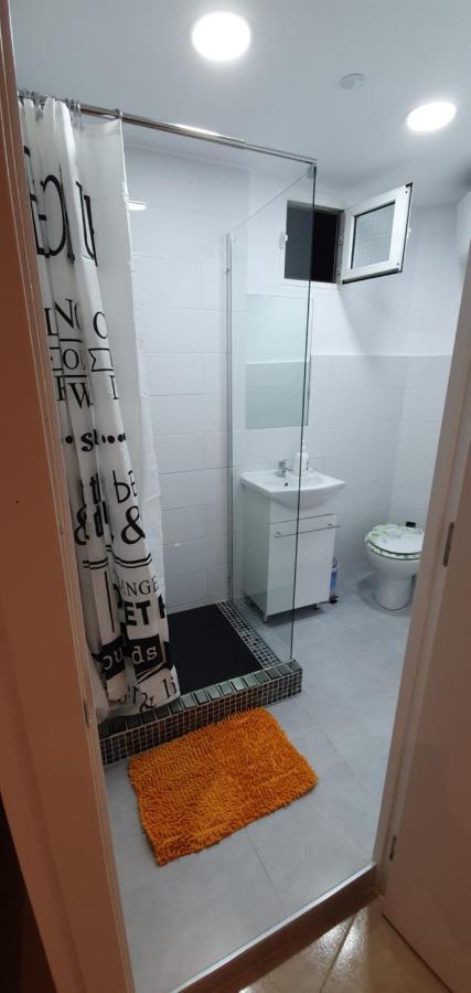 Habitacion Cerca Del Centro Valencia Bagian luar foto