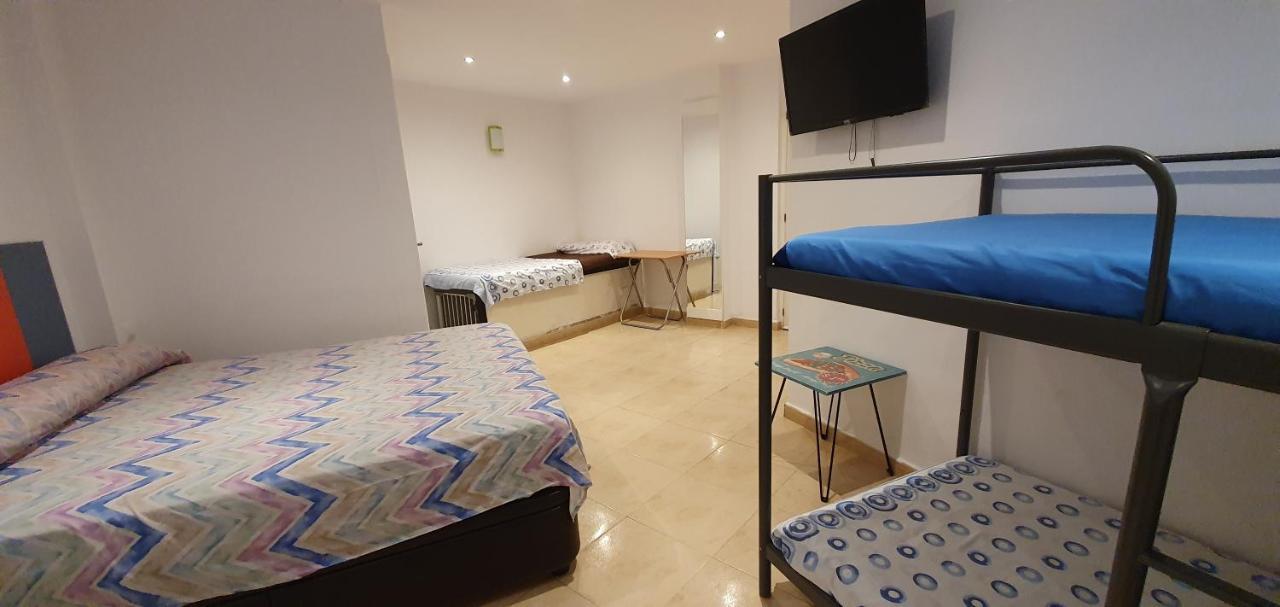 Habitacion Cerca Del Centro Valencia Bagian luar foto