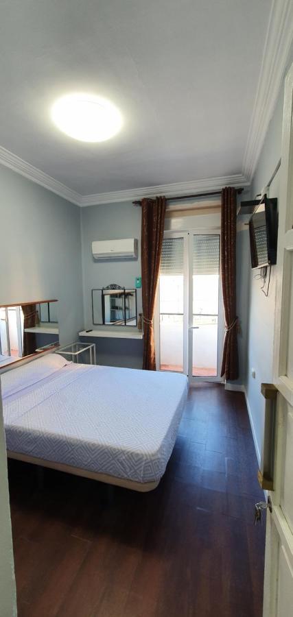 Habitacion Cerca Del Centro Valencia Bagian luar foto