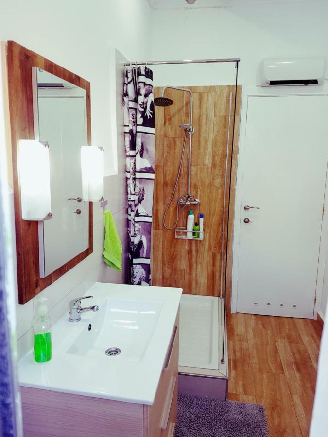 Habitacion Cerca Del Centro Valencia Bagian luar foto